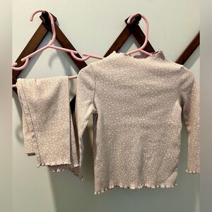 Adorable matching set outfit micro floral Little Co 18 months